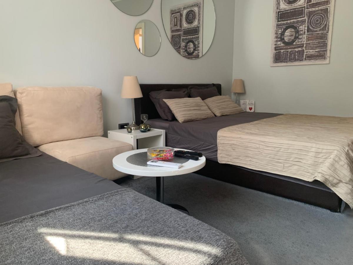 Apartment Skadarlija Free Parking เบลเกรด ภายนอก รูปภาพ