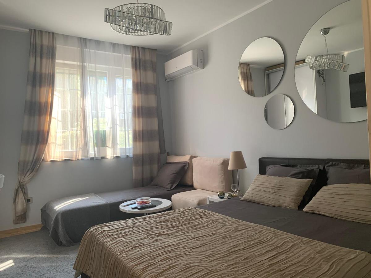 Apartment Skadarlija Free Parking เบลเกรด ภายนอก รูปภาพ