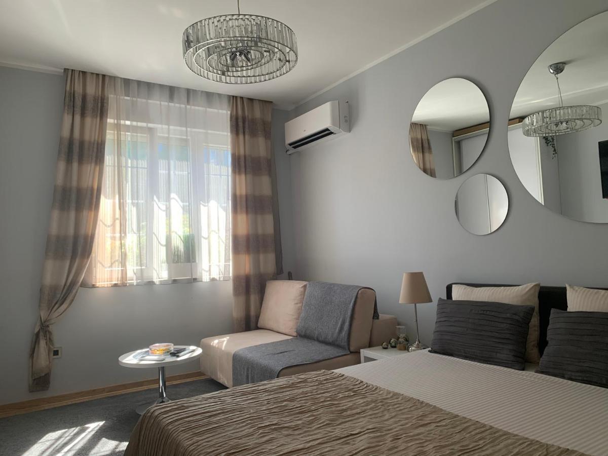 Apartment Skadarlija Free Parking เบลเกรด ภายนอก รูปภาพ